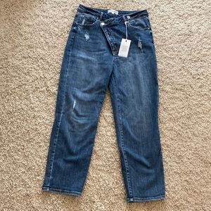 Risen high rise crossover jeans